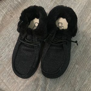 Hey Dudes Girls black sparkly fur